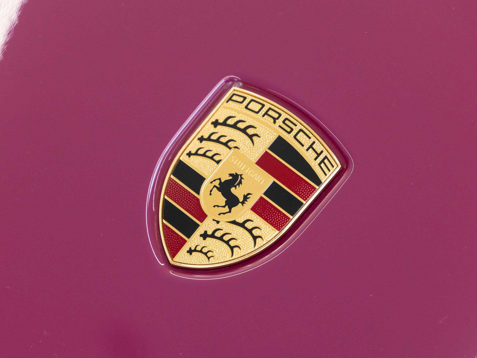 Porsche 911 Carrera Cabrio GTS Sportpaket Bluetooth Navi