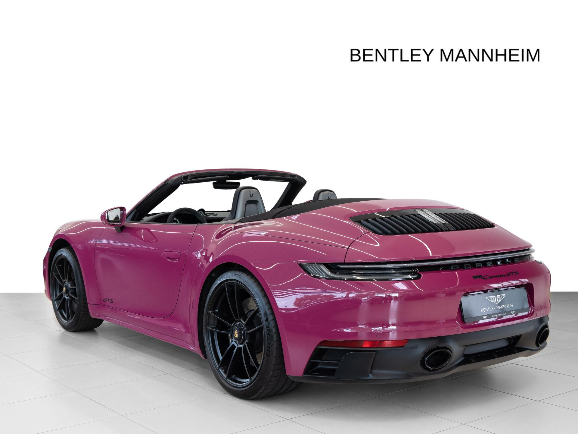 Porsche 911 Carrera Cabrio GTS Sportpaket Bluetooth Navi