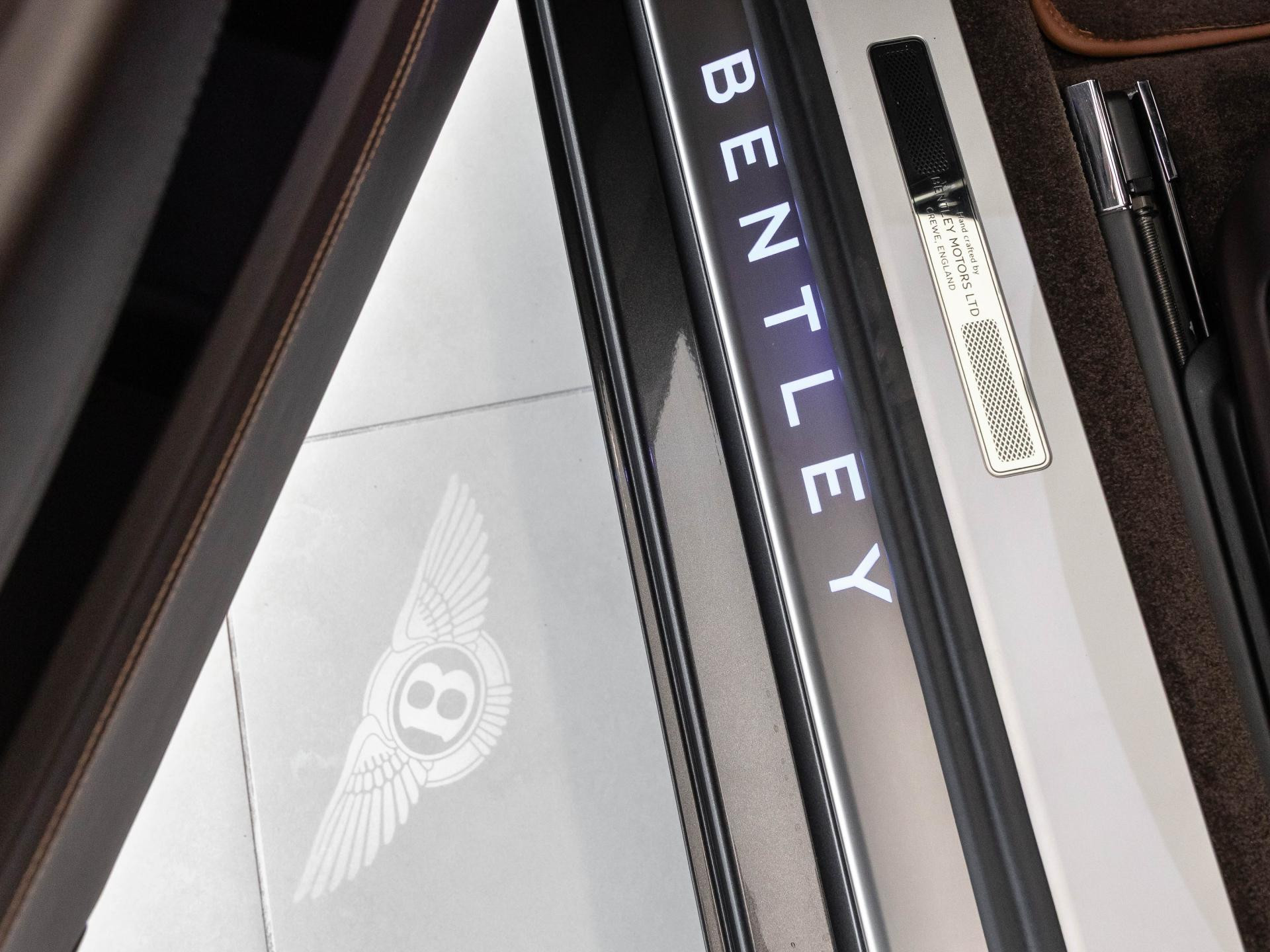 Bentley New Continental GT W12 von BENTLEY FRANKFURT