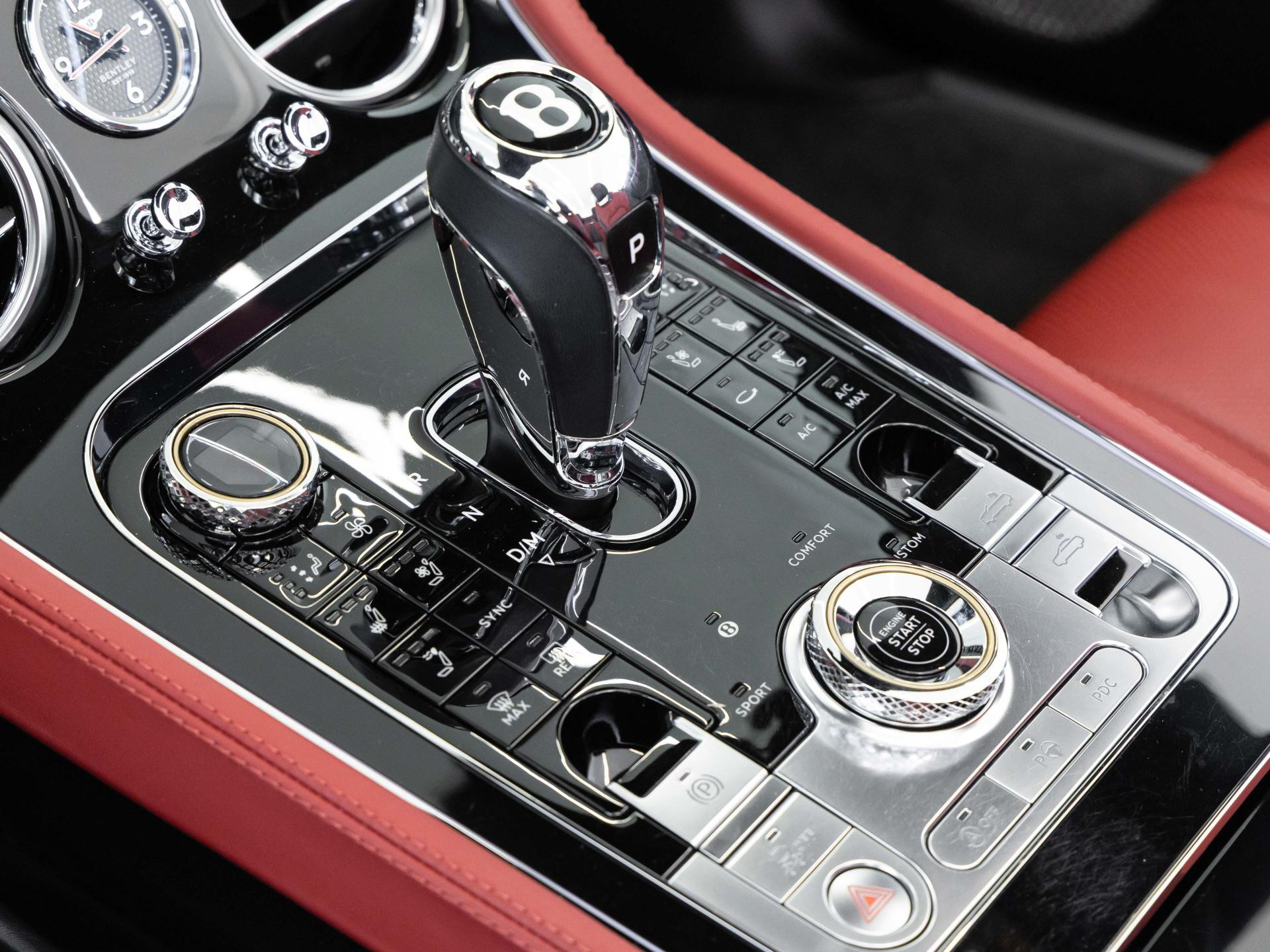 Bentley New Continental GTC V8 von BENTLEY MANNHEIM