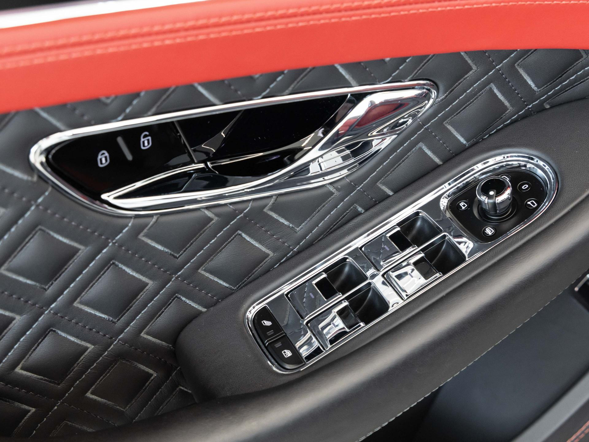 Bentley New Continental GTC V8 von BENTLEY MANNHEIM