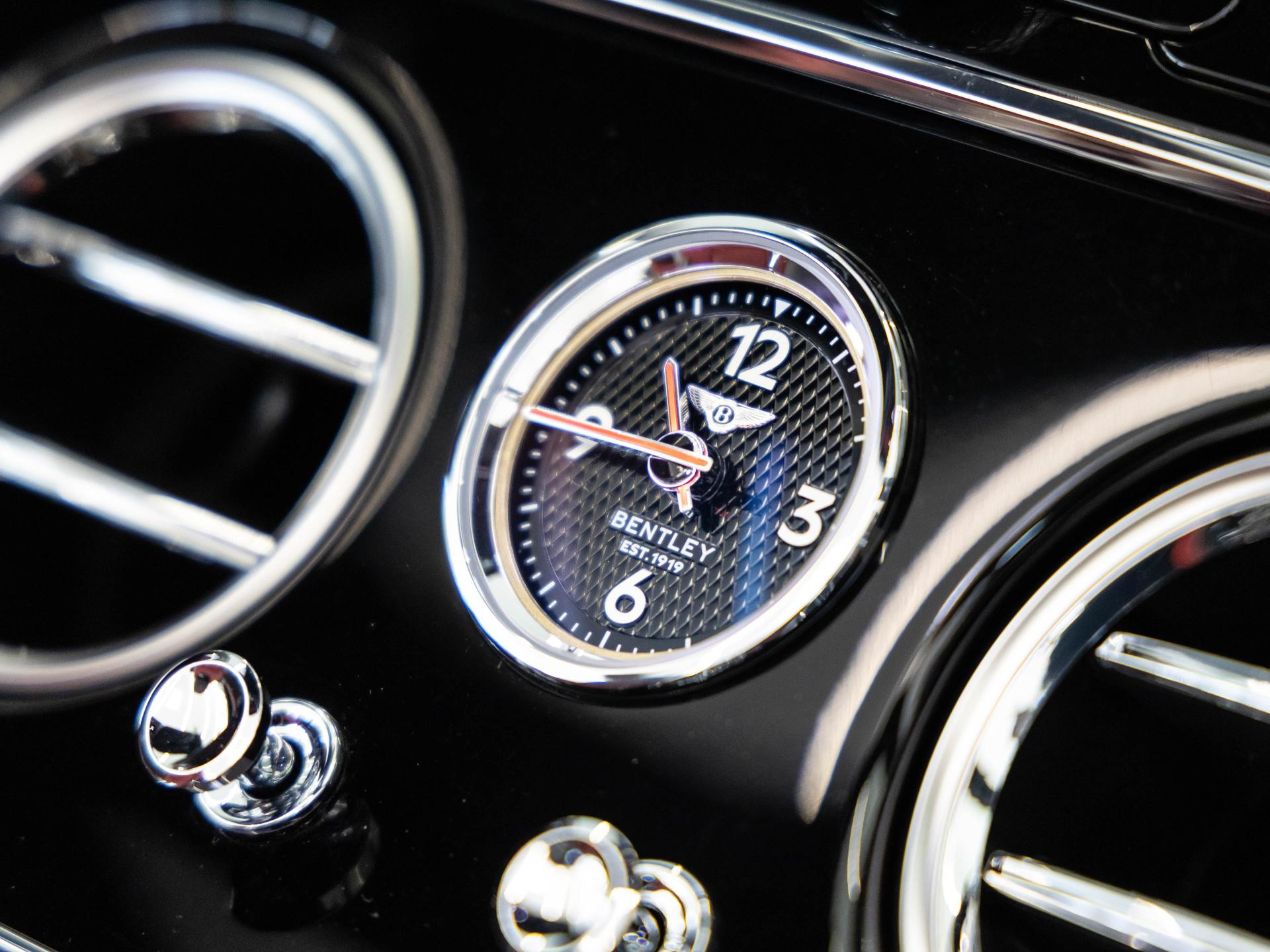 Bentley New Continental GTC V8 von BENTLEY MANNHEIM