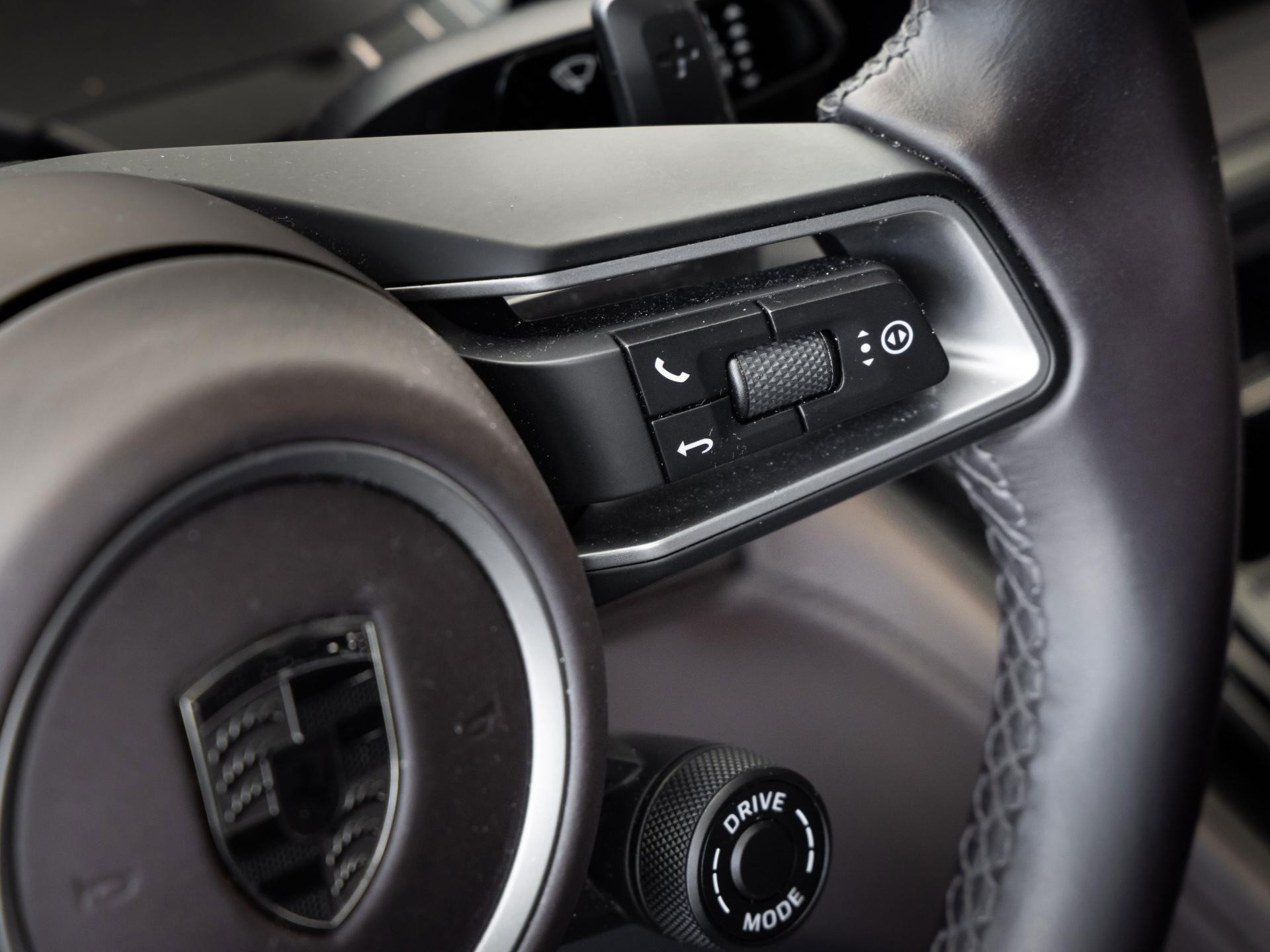 Porsche Panamera Turbo S E-Hybrid von BENTLEY FRANKFURT