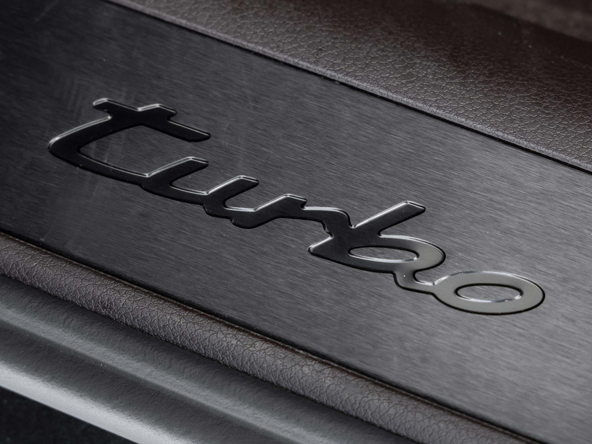 Porsche Panamera Turbo S E-Hybrid von BENTLEY FRANKFURT