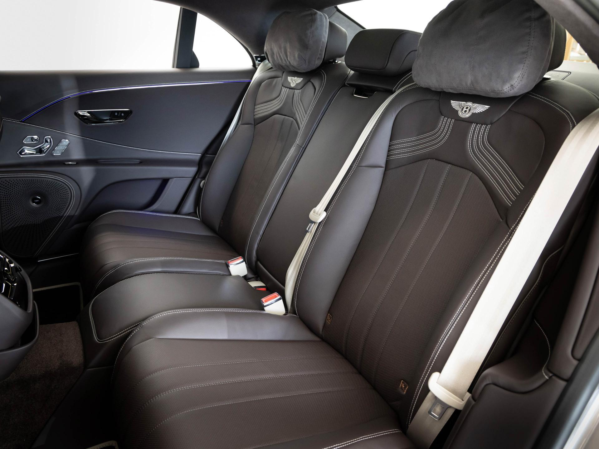 Bentley NEW Flying Spur S von BENTLEY MANNHEIM Sportpaket